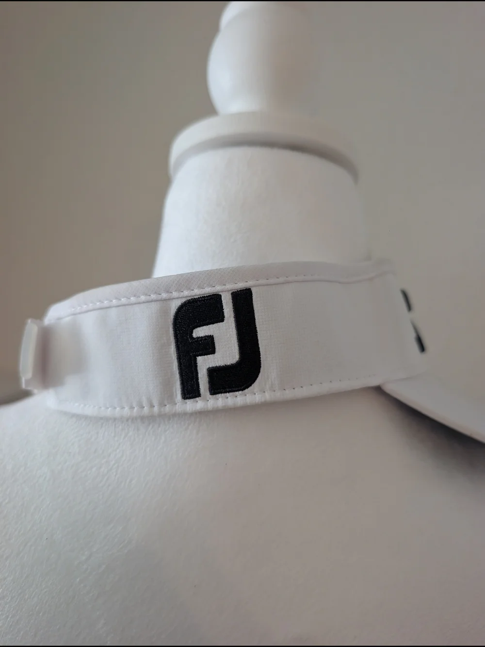 Titleist Tour Performance Visor - PRO V1